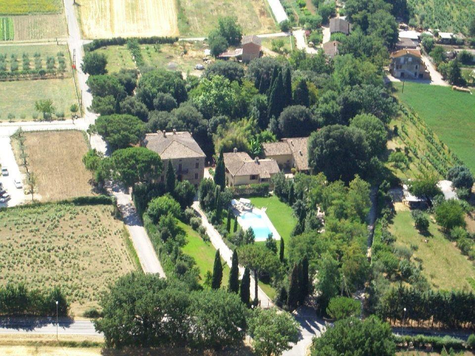Montecorneo Country House Ponte San Giovanni Exteriör bild